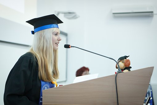 graduation-2038866__340